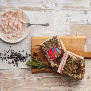 Lardo alle erbe